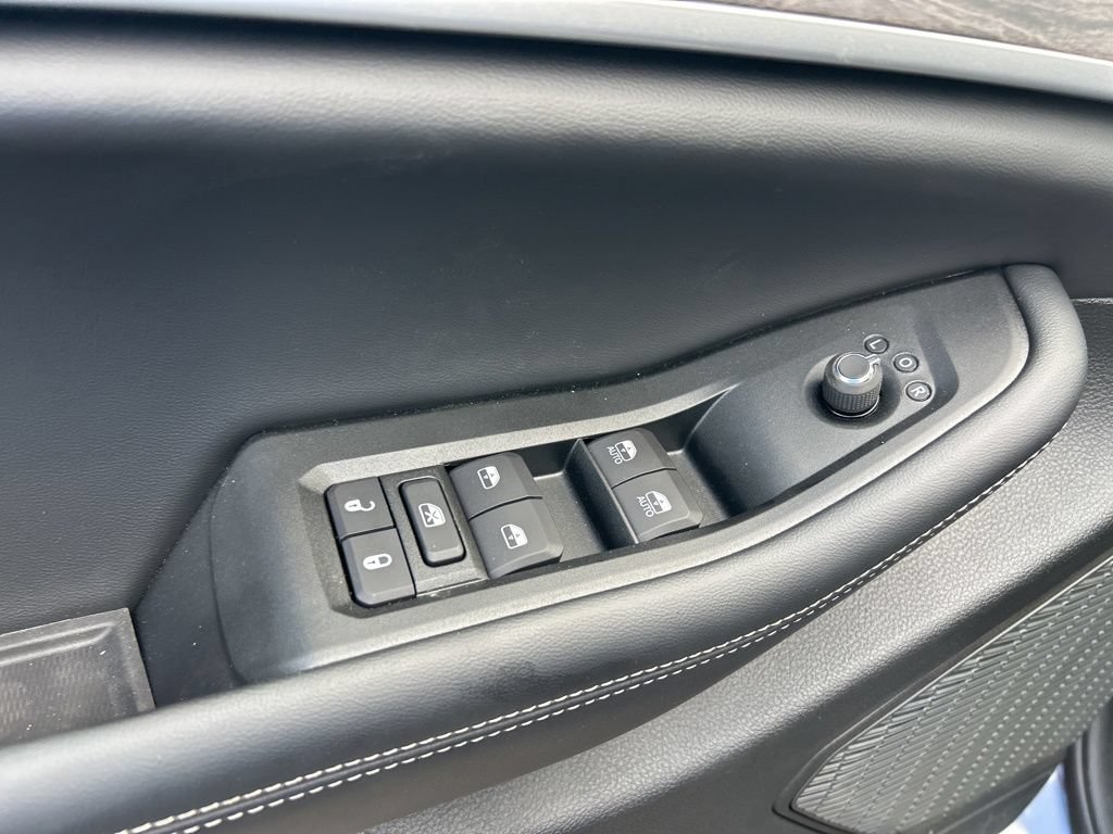New 2026 Jeep Grand Cherokee Altitude AWD/4WD image 37