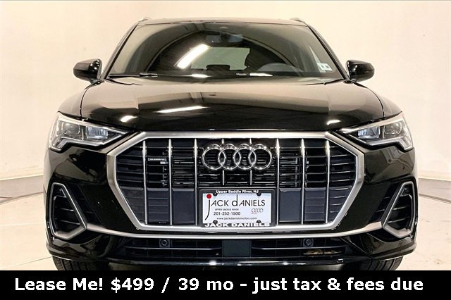 Used 2025 Audi Q3 2.0T Premium w/ Convenience Package image 3