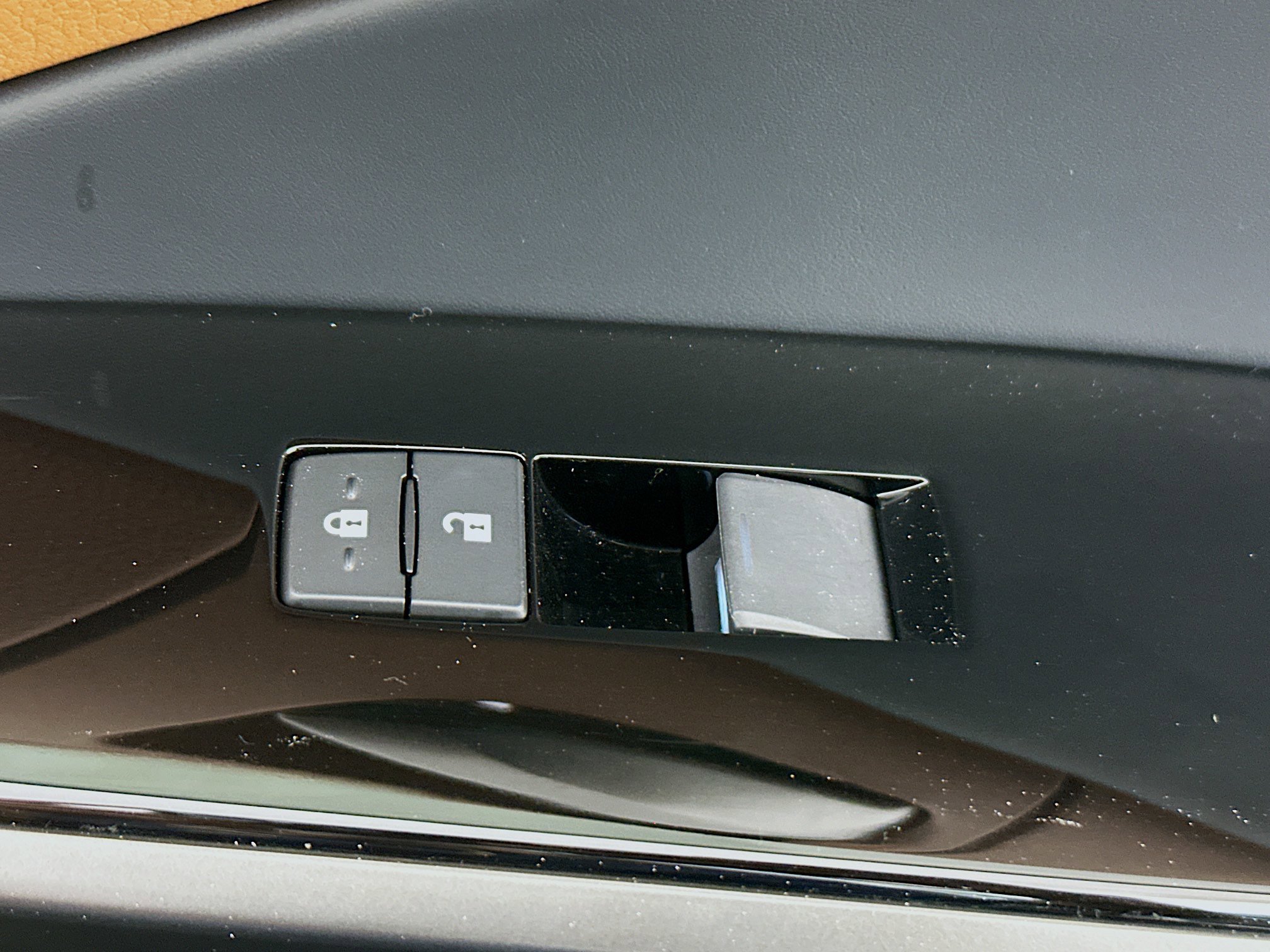 Used 2024 Lexus IS 300 w/ Comfort Package image 29