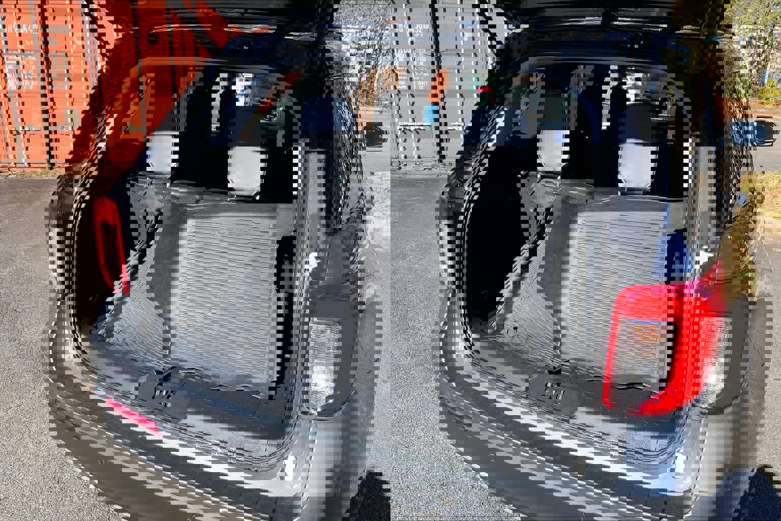 Used 2023 Ford Explorer XLT w/ Equipment Group 202A image 32