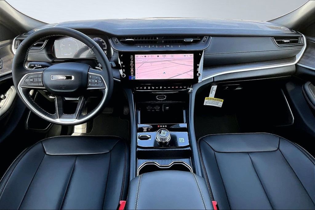 New 2026 Jeep Grand Cherokee Limited image 9