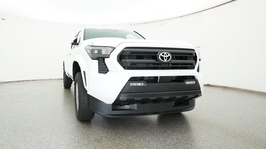 New 2025 Toyota Tacoma SR5 RWD image 31