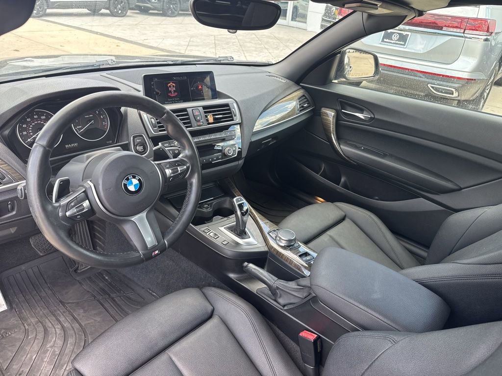 Used 2017 BMW 230i Convertible RWD image 7