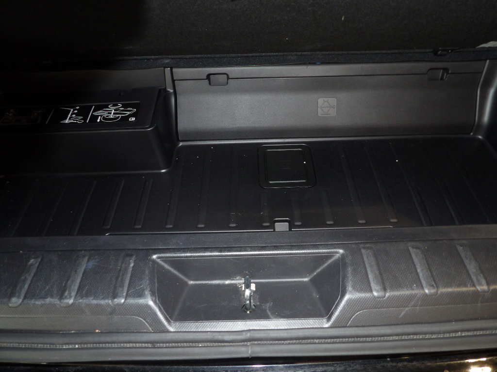 Used 2023 Subaru Ascent Limited image 20