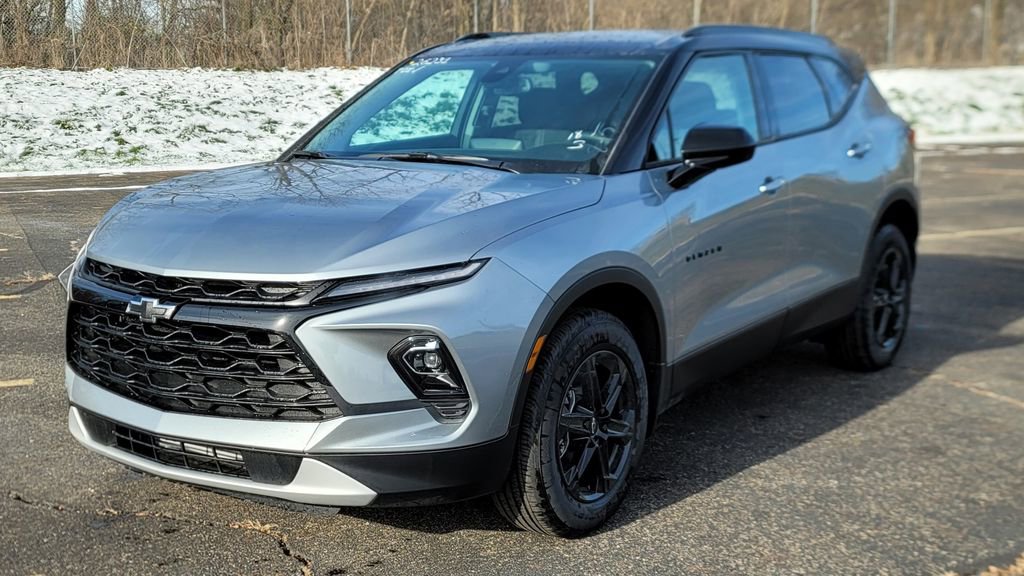 New 2026 Chevrolet Blazer LT w/ Convenience Package image 3