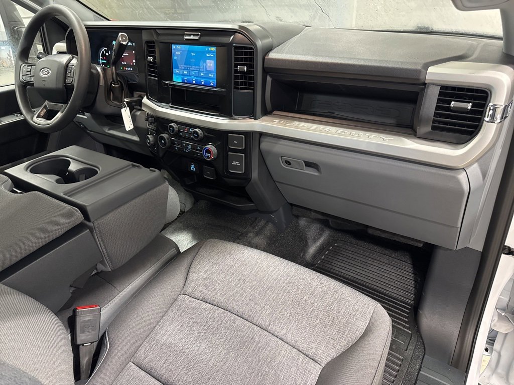 New 2025 Ford F250 XL w/ XL Driver Assist Package image 30