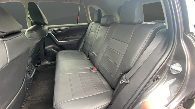 Used 2023 Toyota RAV4 XLE AWD/4WD image 23