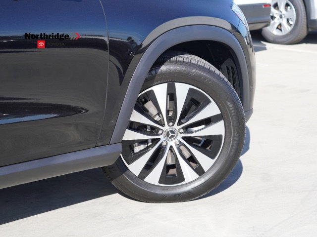Used 2025 Mercedes-Benz GLE 450e 4MATIC image 8