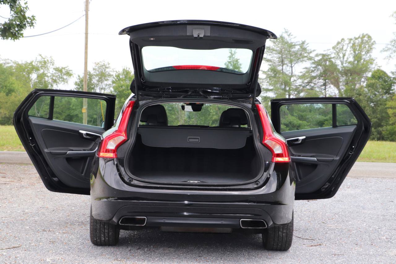Used 2016 Volvo V60 T5 Premier AWD/4WD image 5