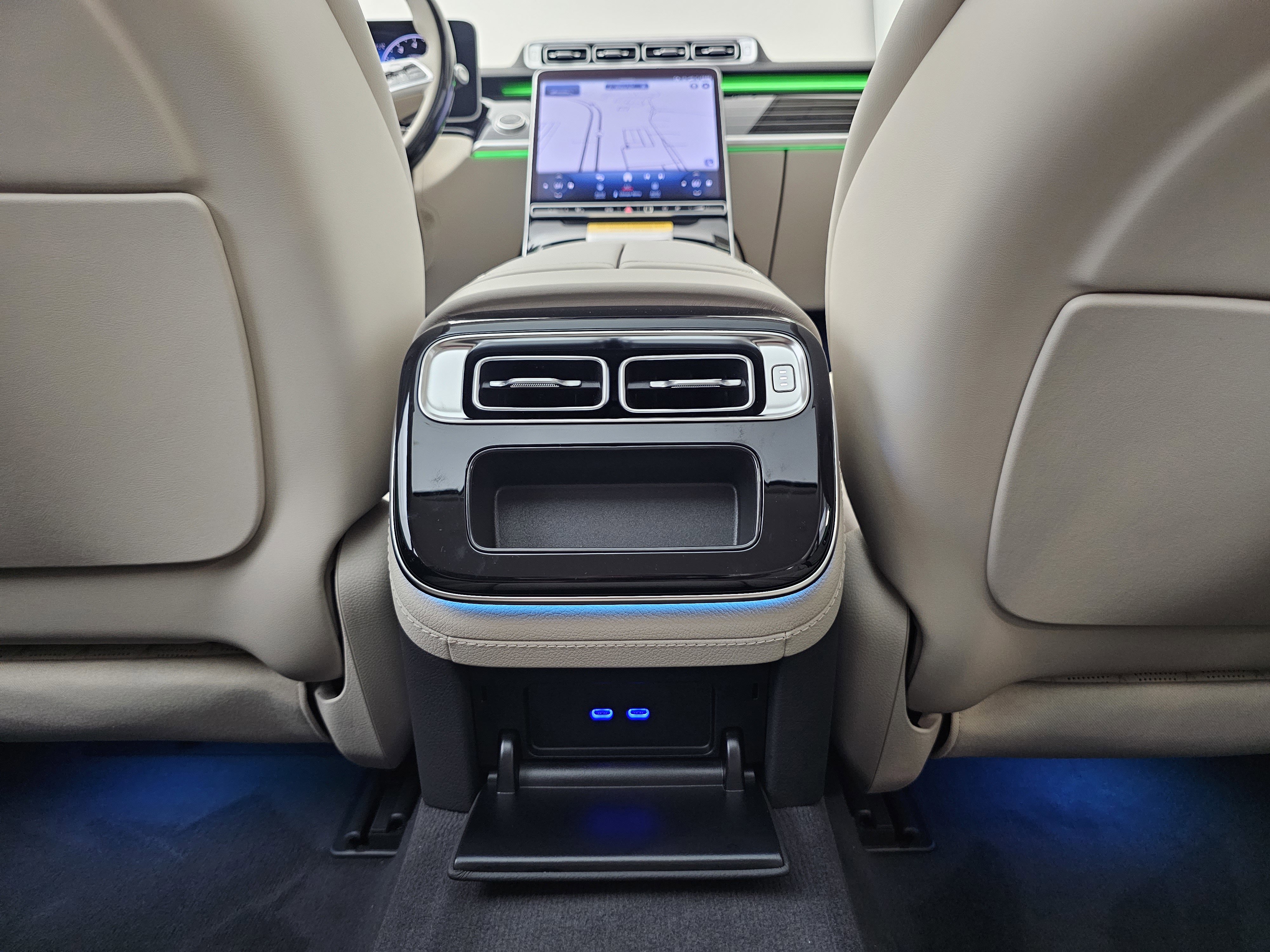 New 2026 Mercedes-Benz S 580 4MATIC Sedan image 32