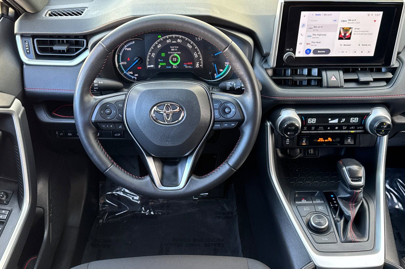 Used 2024 Toyota RAV4 SE w/ Weather & Moonroof Package image 14