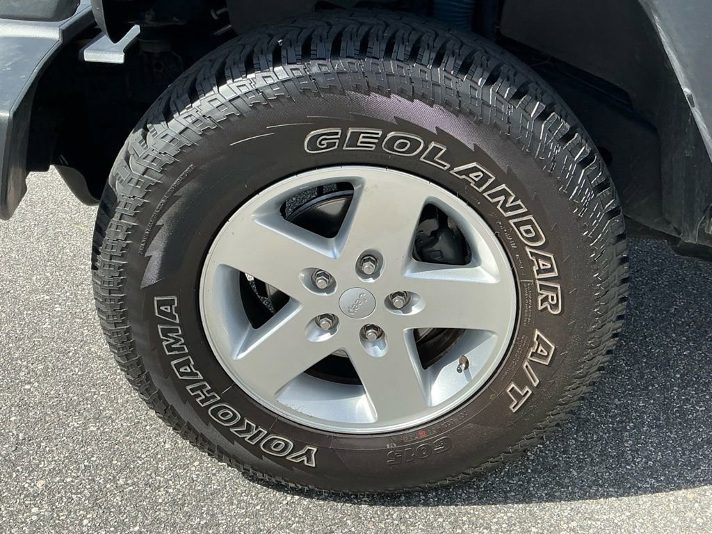 Used 2013 Jeep Wrangler Unlimited Sport image 23