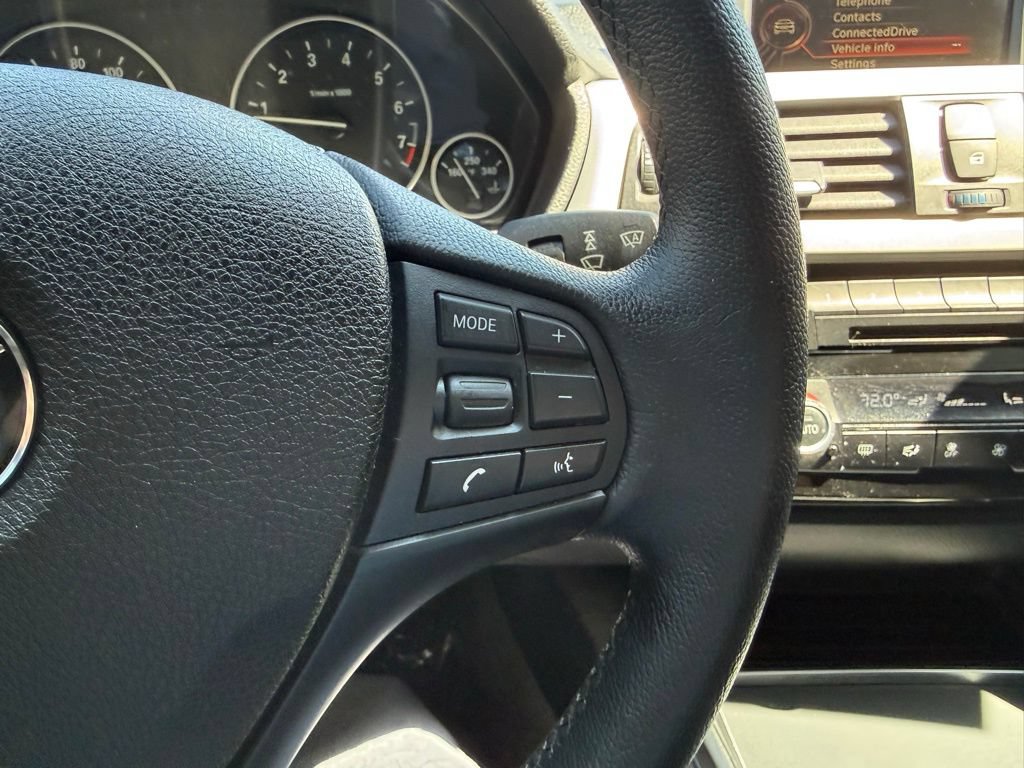 Used 2016 BMW 320i Sedan RWD image 26