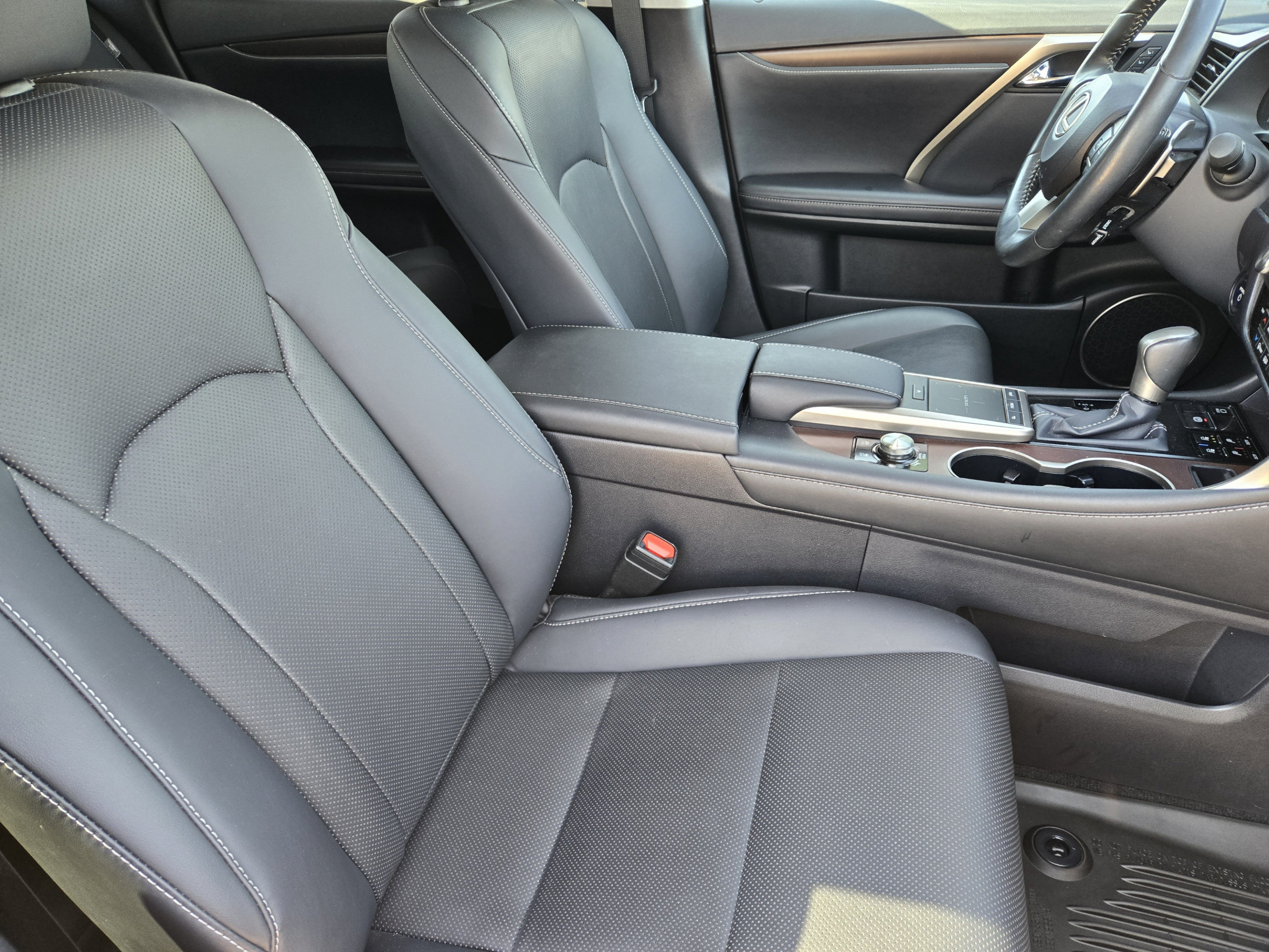 Certified 2020 Lexus RX 450h AWD w/ Premium Package image 11