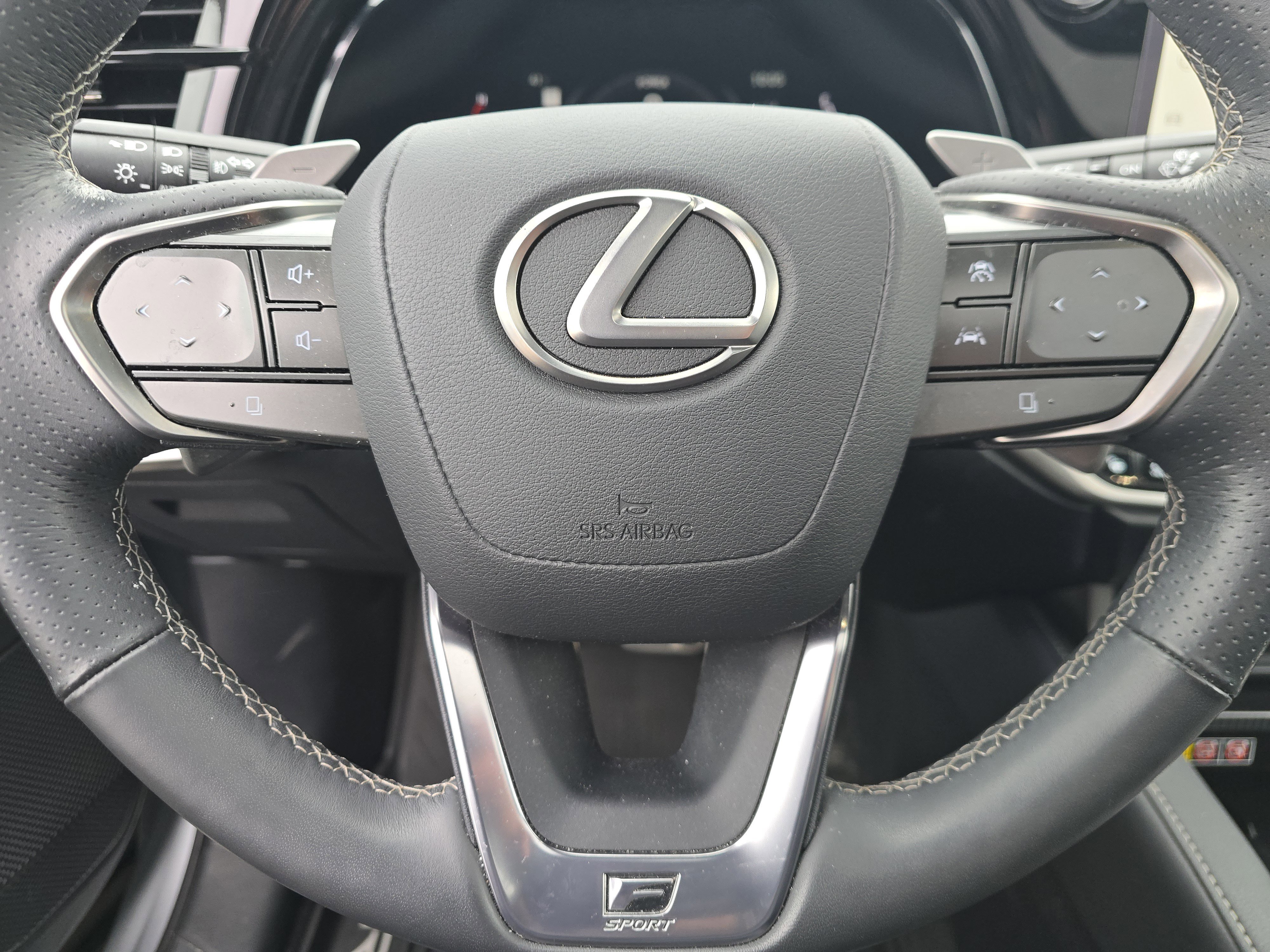 Used 2023 Lexus RX 500h F Sport w/ Accessory Package (Z1) AWD/4WD image 21