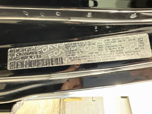 Used 2024 Jeep Wrangler Unlimited Rubicon AWD/4WD image 36