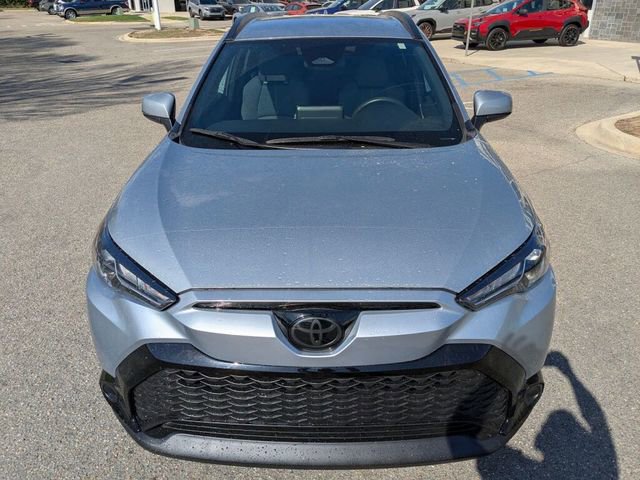 Used 2023 Toyota Corolla Cross SE image 4