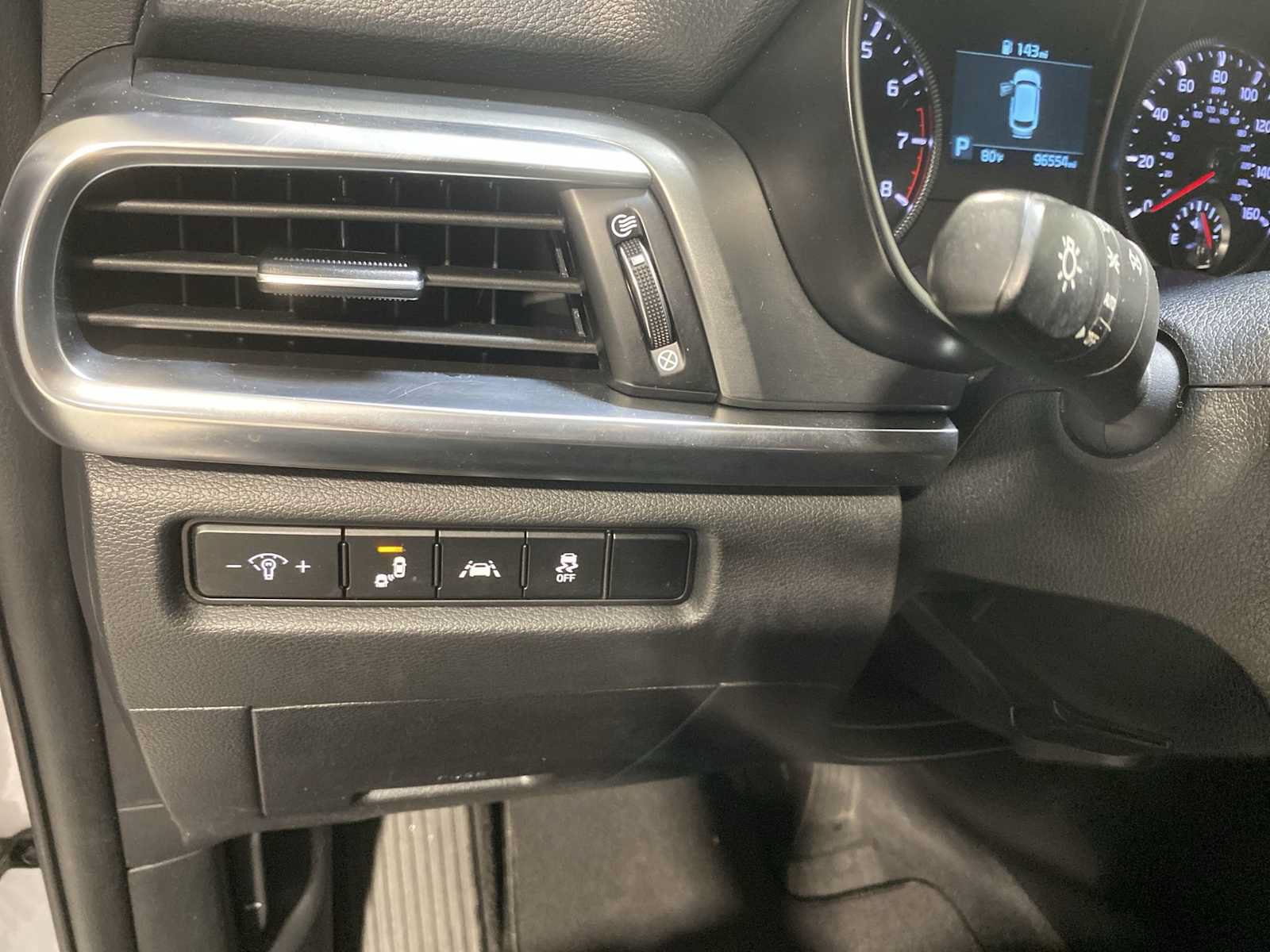 Used 2022 Kia Telluride LX AWD/4WD image 24