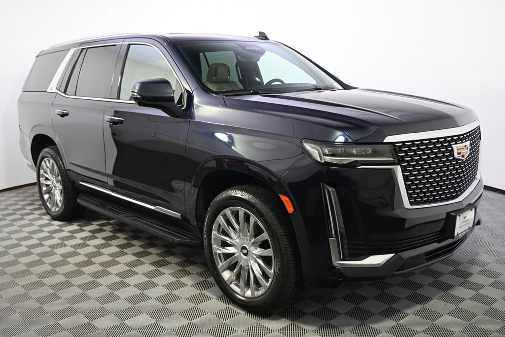 Certified 2024 Cadillac Escalade Premium Luxury w/ LPO, Floor Liner Package AWD/4WD image 8