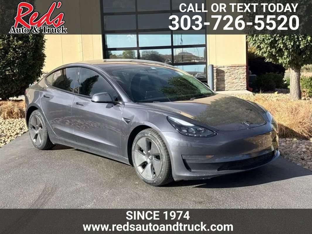 Used 2023 Tesla Model 3 Standard Range RWD image 1