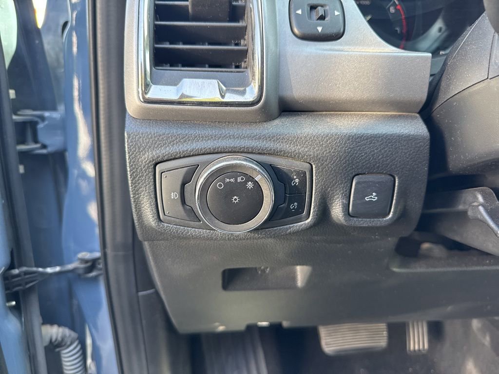 Used 2023 Ford Ranger XLT w/ Equipment Group 301A Mid AWD/4WD image 9