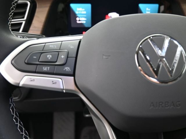 New 2026 Volkswagen Atlas SE image 28