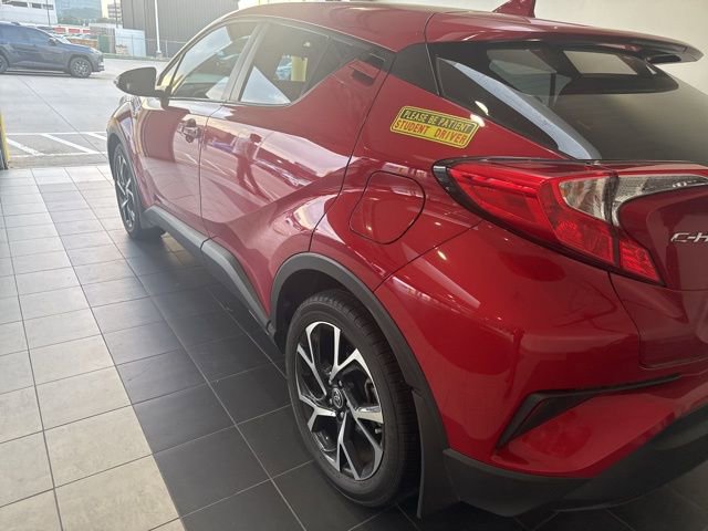Used 2021 Toyota C-HR XLE FWD image 7
