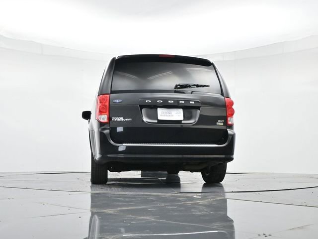 Used 2019 Dodge Grand Caravan SXT image 38