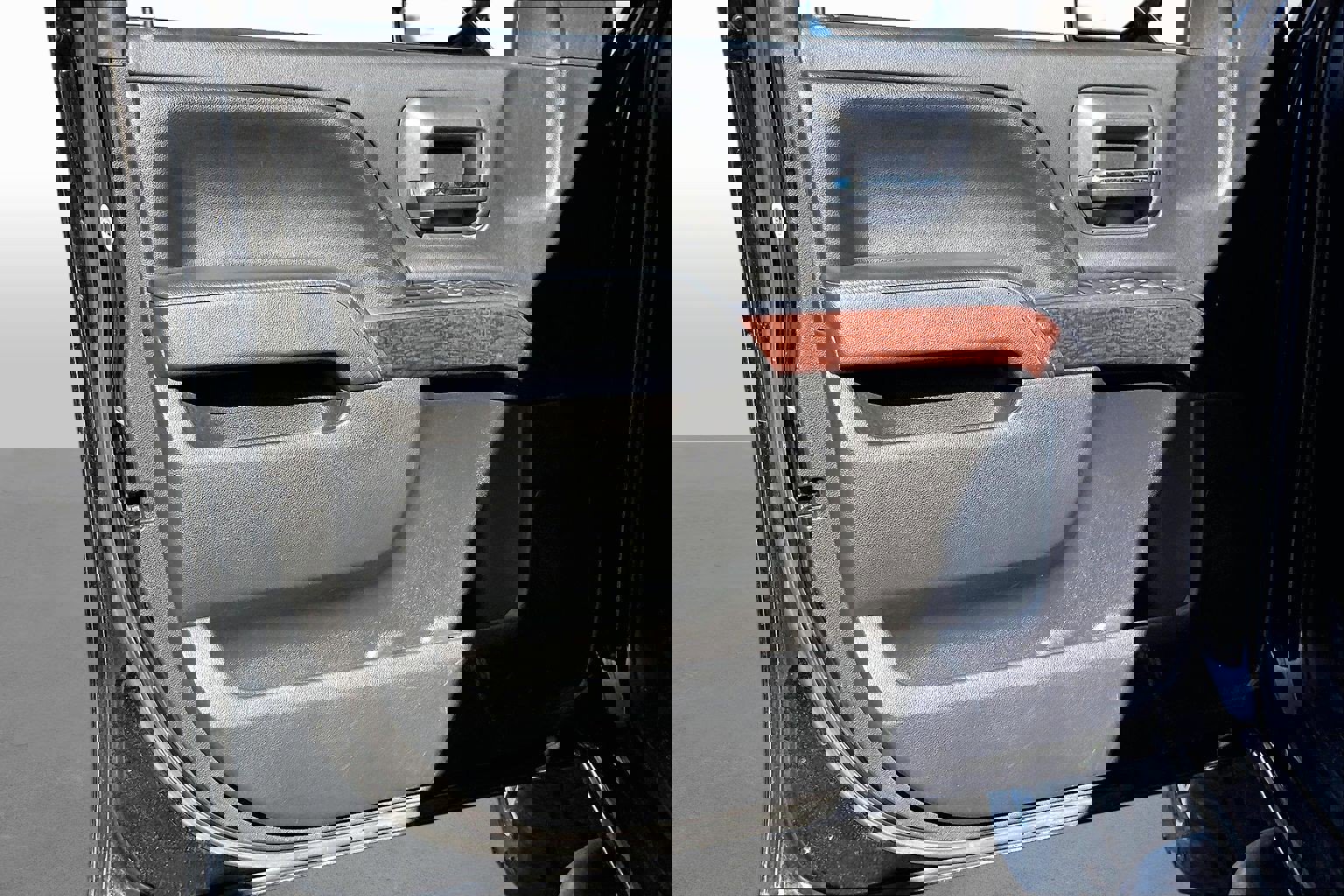 Used 2015 GMC Sierra 1500 SLE image 7