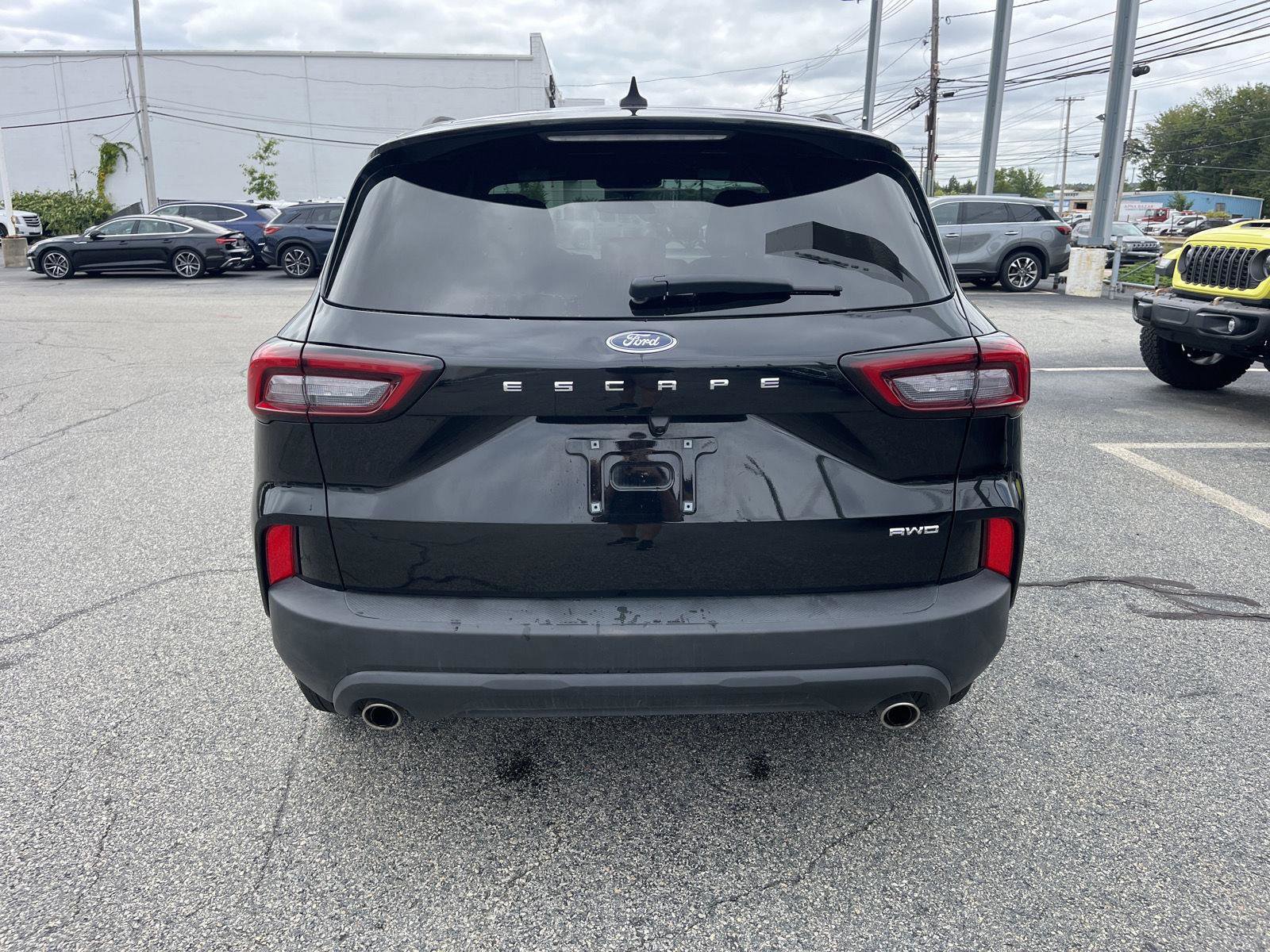 Used 2025 Ford Escape ST-Line Select image 8