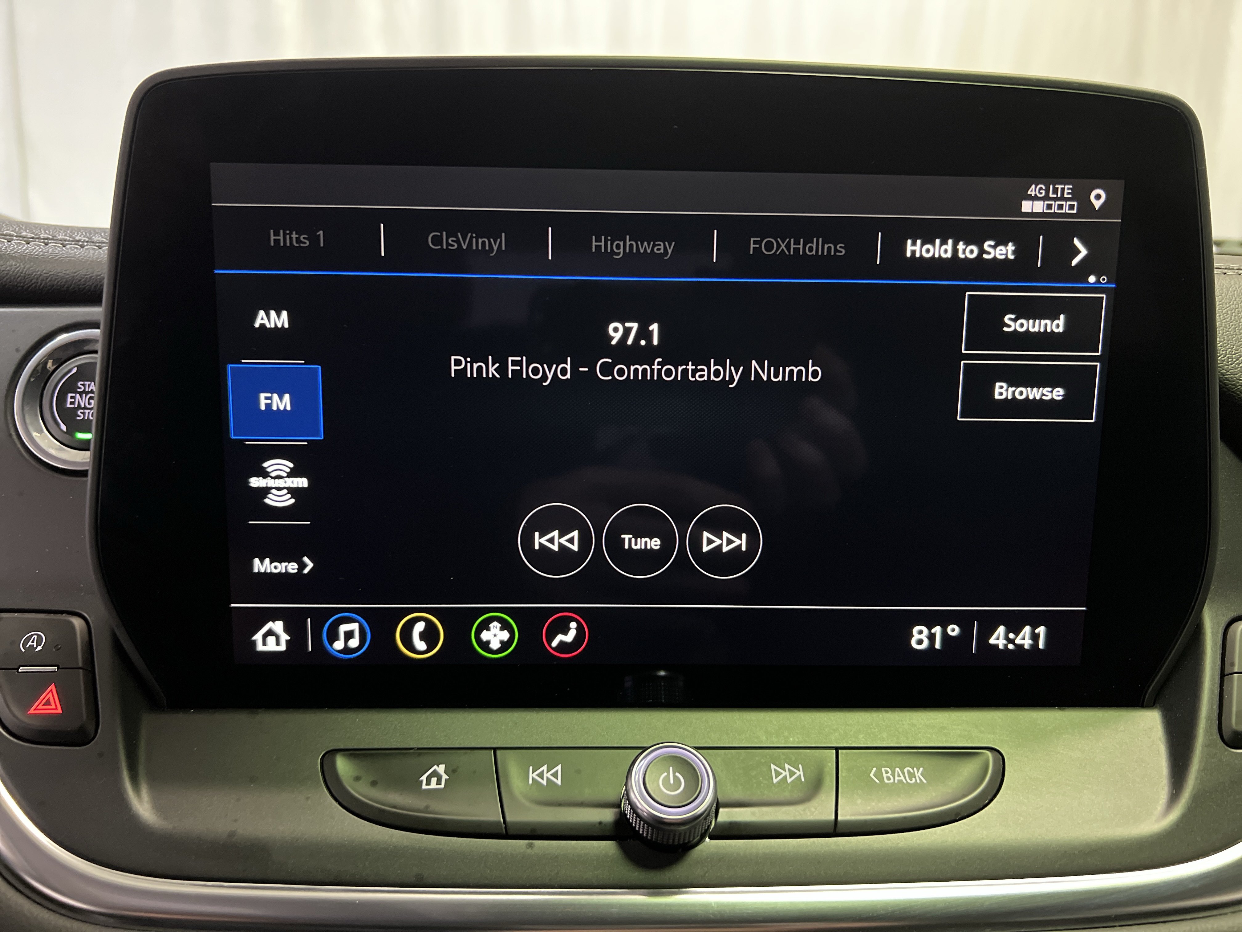Certified 2024 Chevrolet Blazer LT w/ Convenience Package FWD image 18