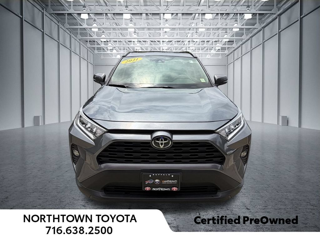 Used 2021 Toyota RAV4 XLE Premium AWD/4WD image 6