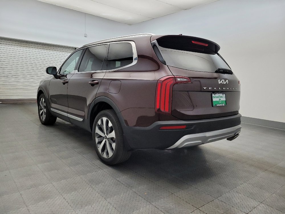 Used 2022 Kia Telluride EX w/ EX Premium Package image 5