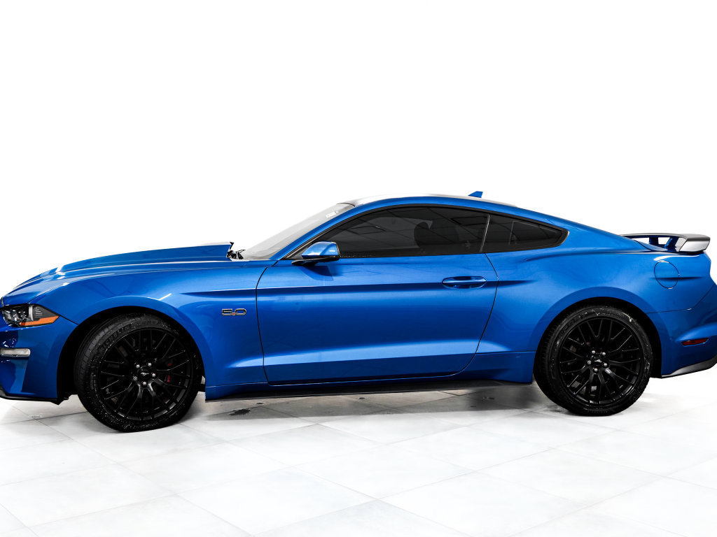 Used 2021 Ford Mustang GT Premium w/ GT Performance Package RWD image 4