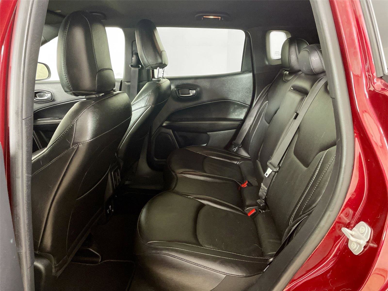 Used 2021 Jeep Compass Latitude image 11