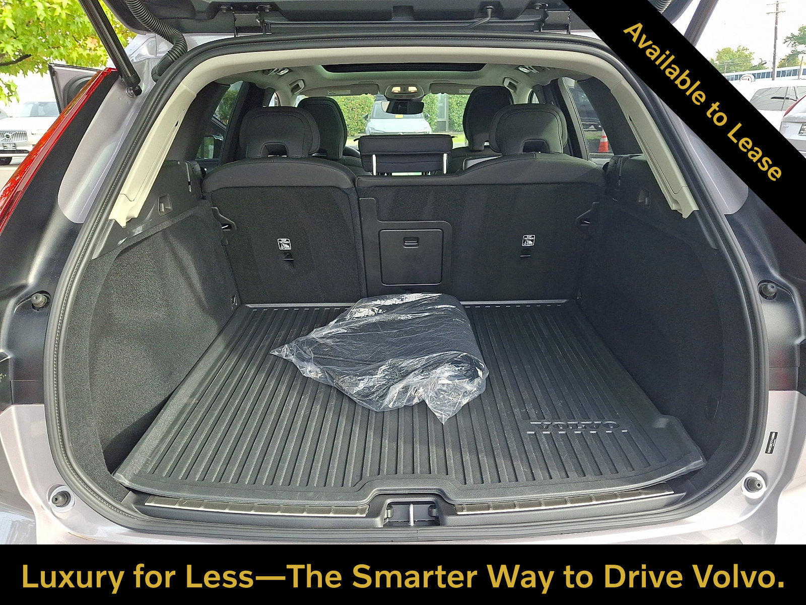 Certified 2026 Volvo XC60 B5 Plus w/ Protection Package Premier AWD/4WD image 28