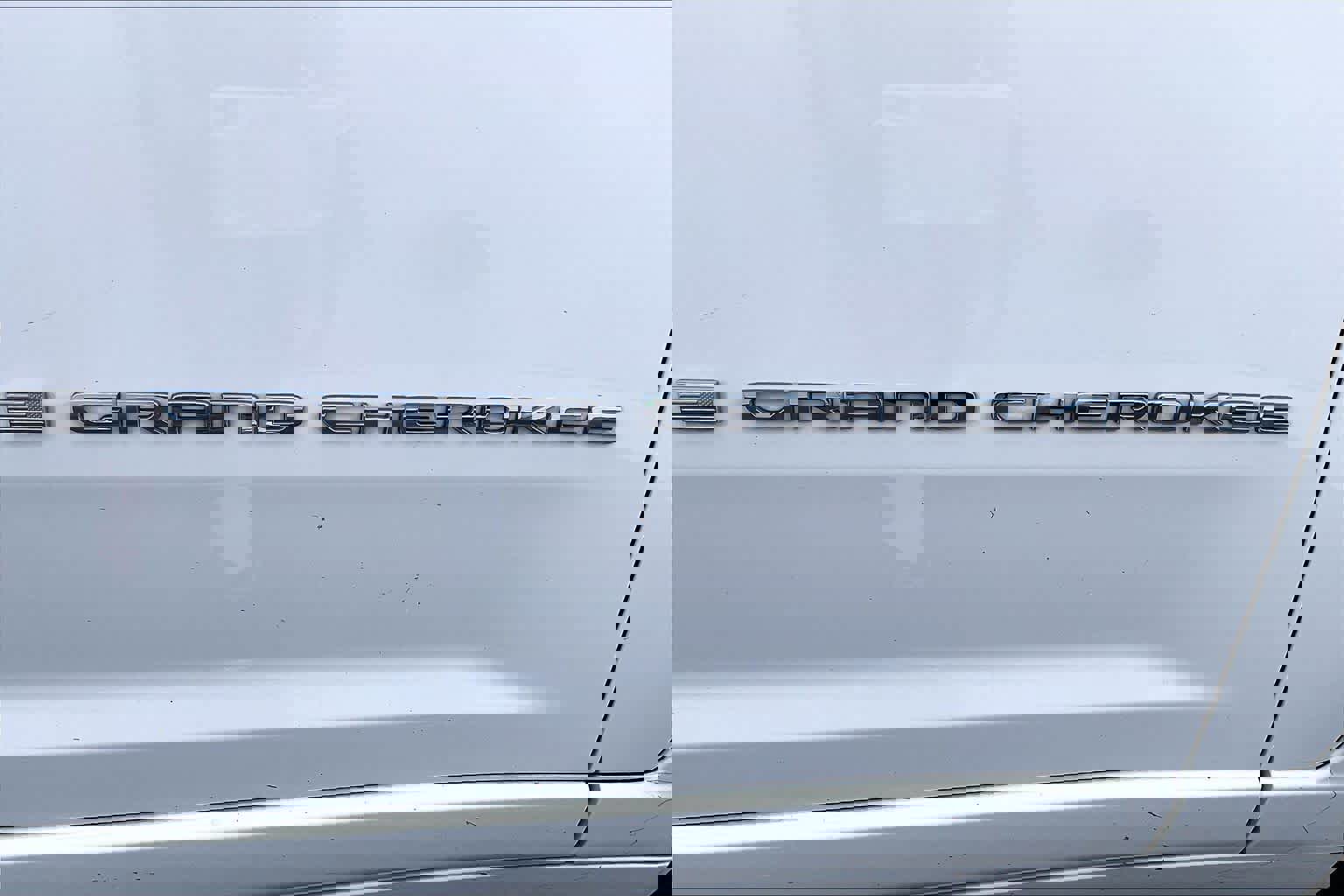 Used 2022 Jeep Grand Cherokee Overland w/ Luxury Tech Group IV image 30