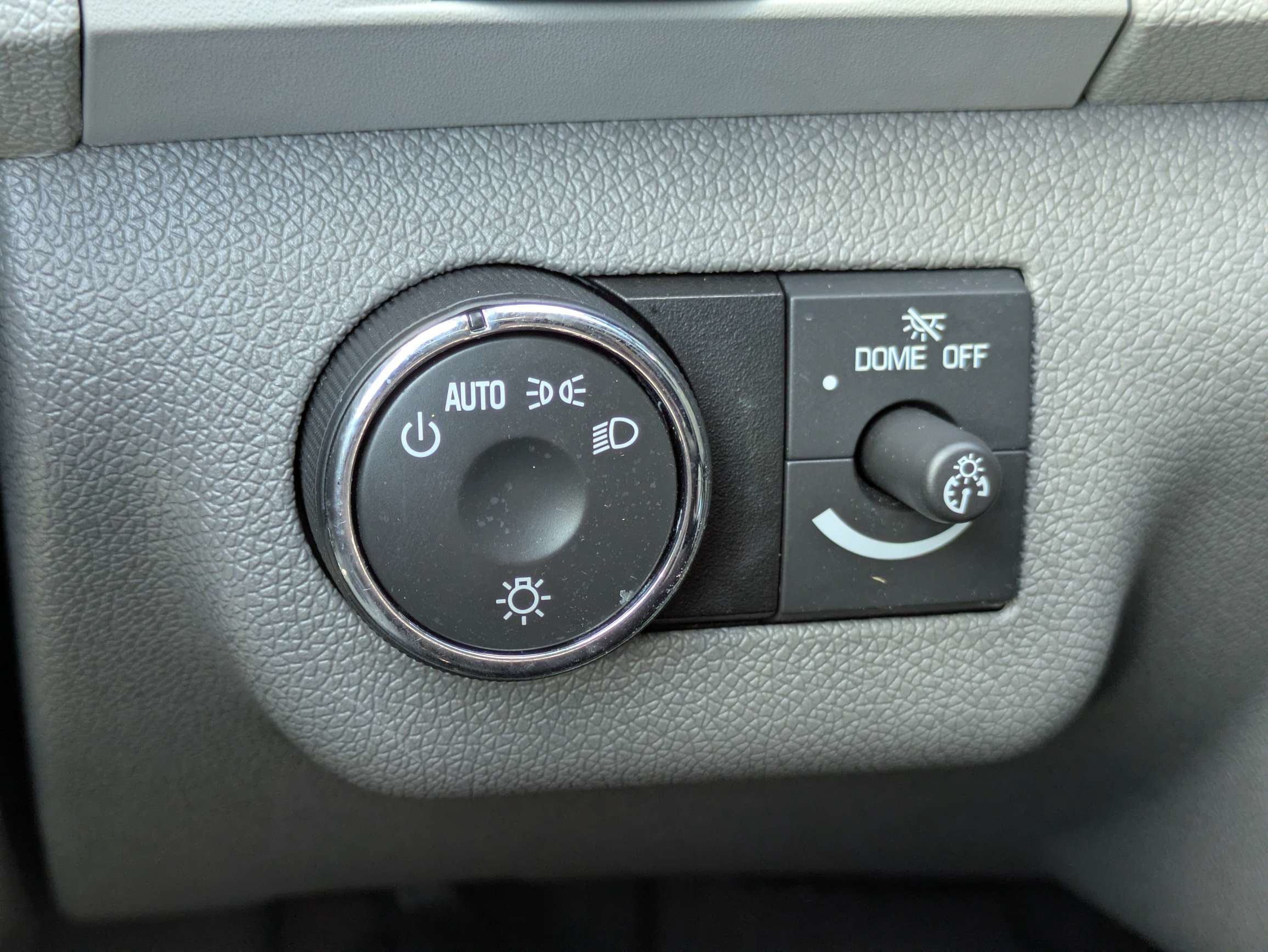 Used 2012 Chevrolet Traverse LS FWD image 20