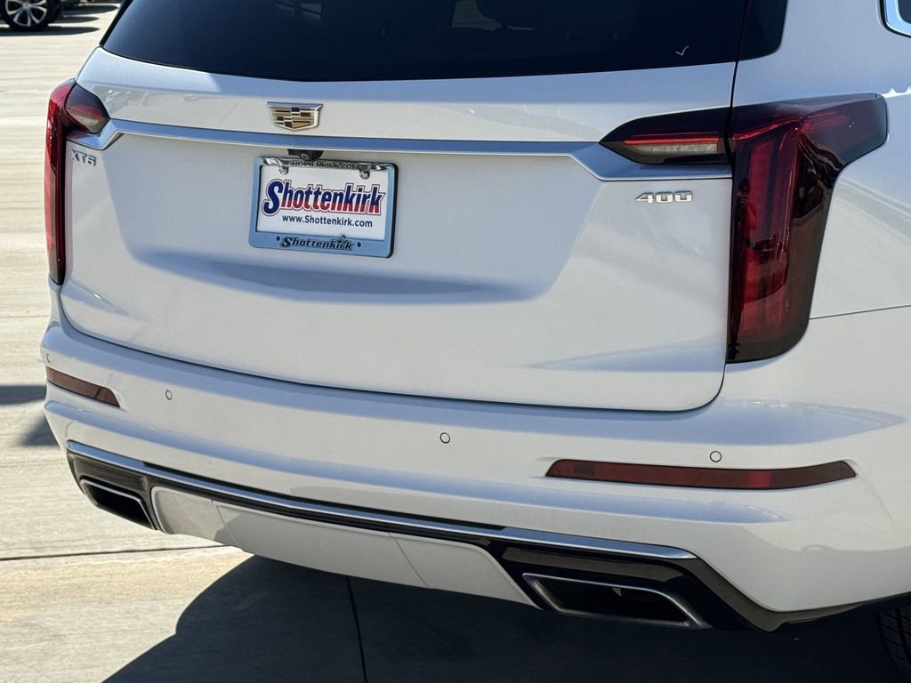 Used 2020 Cadillac XT6 Premium Luxury FWD image 6