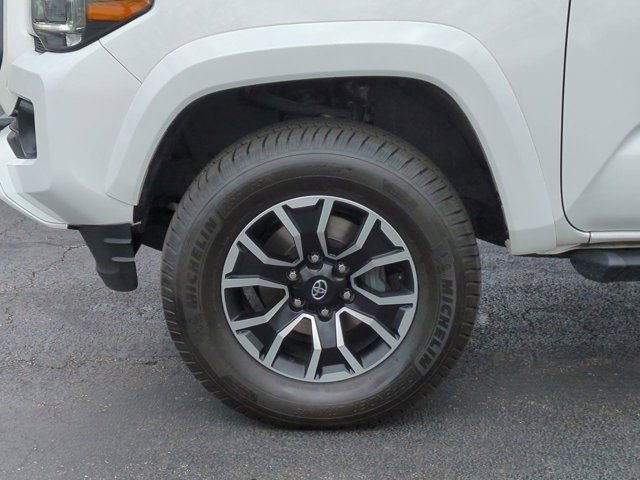 Certified 2022 Toyota Tacoma TRD Sport w/ TRD Premium Sport Package RWD image 8