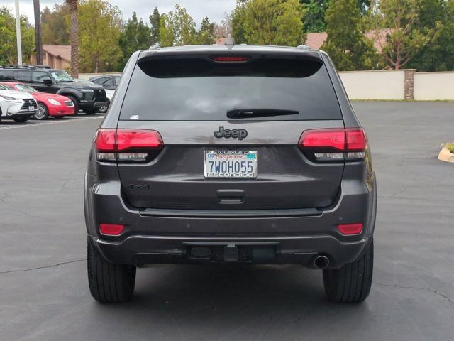 Used 2017 Jeep Grand Cherokee Altitude AWD/4WD image 6