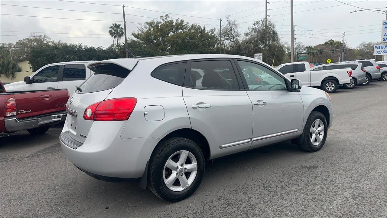 Used 2013 Nissan Rogue S w/ Special Edition Pkg image 4