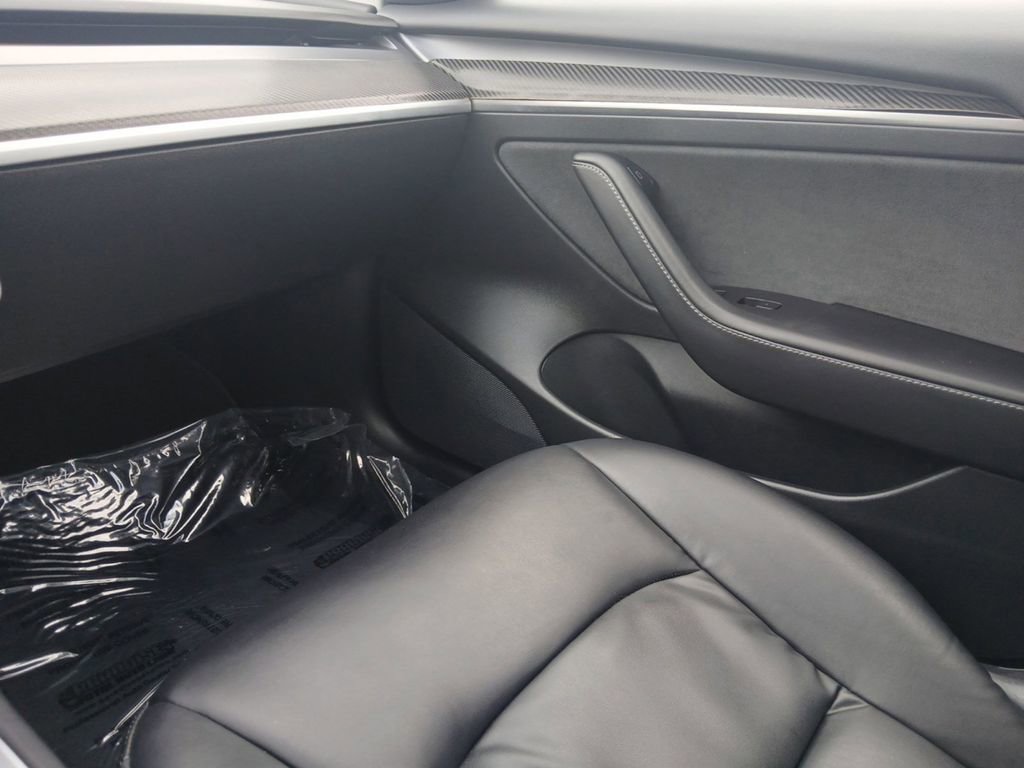 Used 2021 Tesla Model 3 Performance image 22