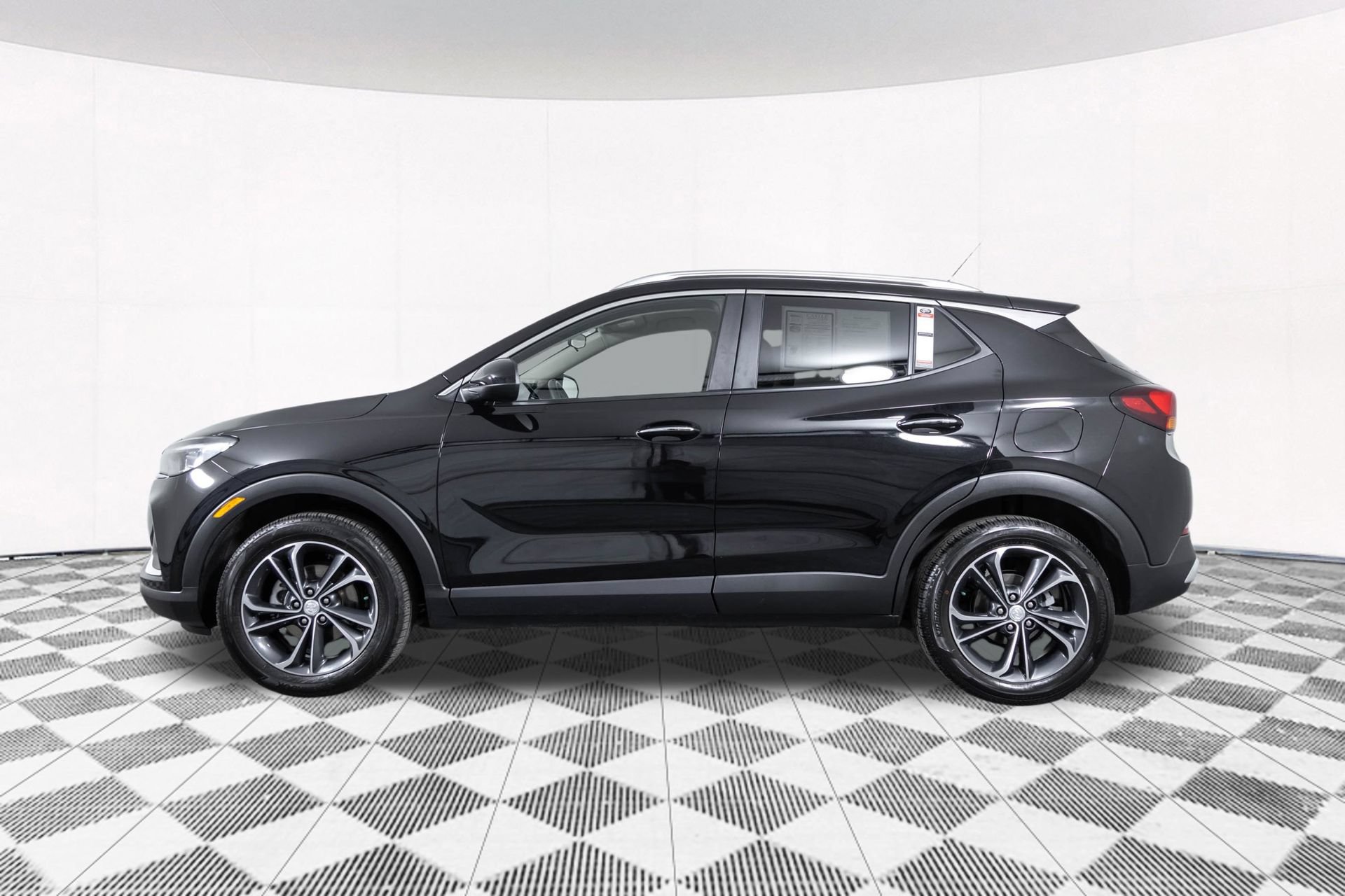 Used 2023 Buick Encore GX Select FWD image 11