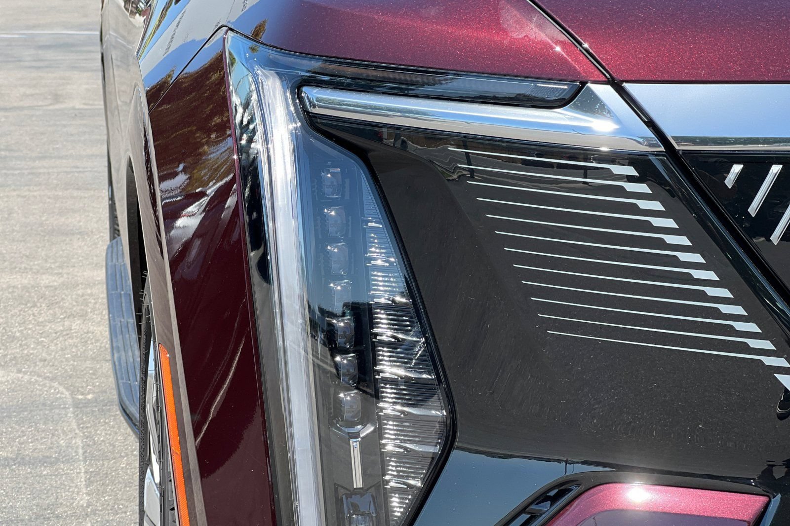 Used 2026 Cadillac Escalade IQ Luxury 1 w/ LPO, Floor Liner Package AWD/4WD image 43