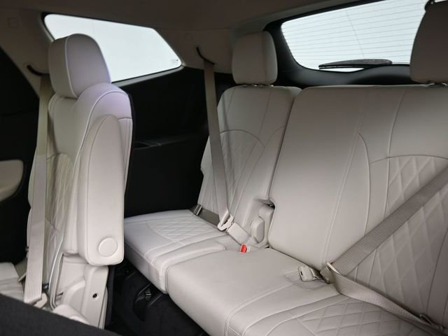Used 2023 Buick Enclave Avenir w/ Avenir Technology Package FWD image 20