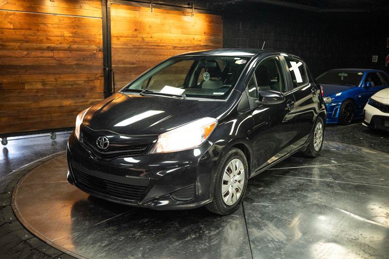 Used 2013 Toyota Yaris LE FWD image 2