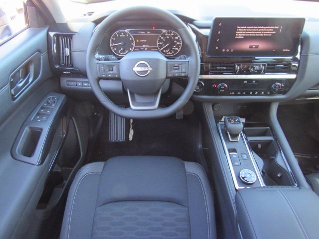 New 2026 Nissan Pathfinder SV image 12