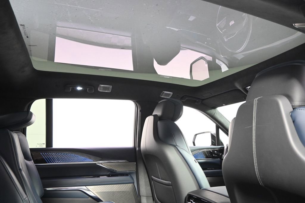 New 2025 Cadillac Escalade IQ Luxury 2 AWD/4WD image 17