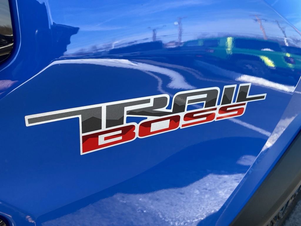 Used 2025 Chevrolet Colorado Trail Boss image 14
